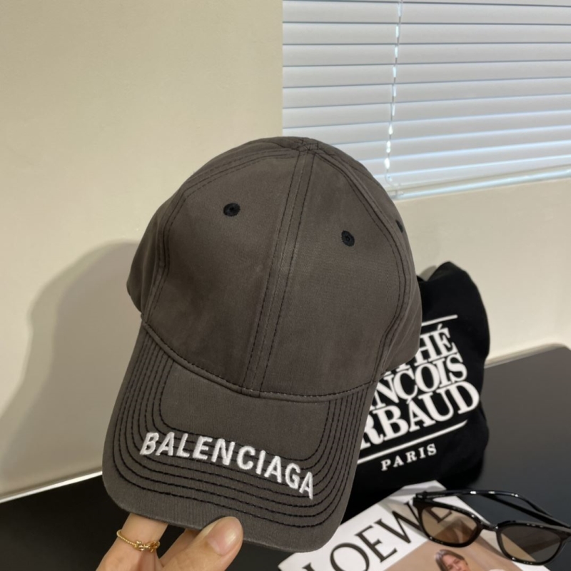 BALENCIAGA